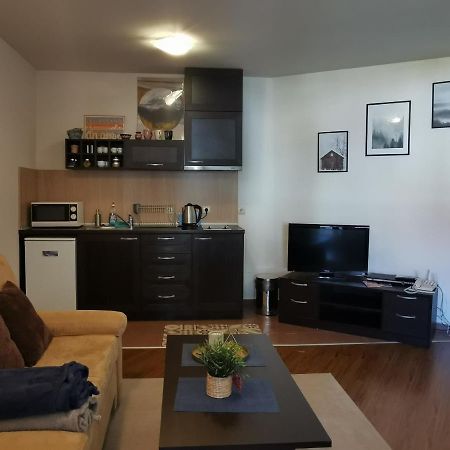Sunny Studio Apartment - Few Steps From Gondola Bansko Exterior photo